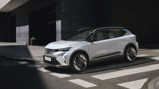 Renault Scenic E-Tech maastur
