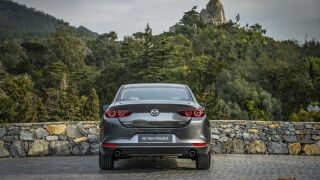 Mazda 3 sedaan