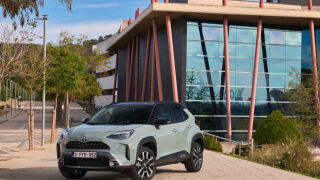 Toyota Yaris Cross luukpära