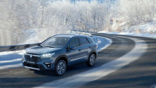 Suzuki S-Cross maastur
