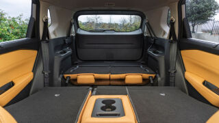 Nissan X-Trail SUV