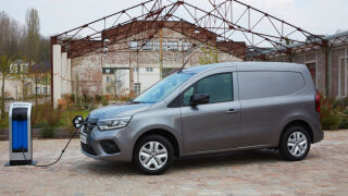 Renault Kangoo E-Tech pakettiauto