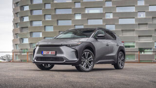Toyota bZ4X maastur