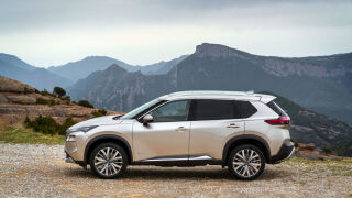 Nissan X-Trail SUV