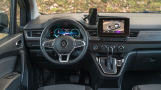 Renault Kangoo E-Tech minivan