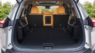 Nissan X-Trail SUV