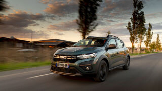 Dacia Sandero Stepway viistoperä