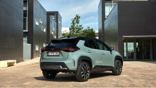 Toyota Yaris Cross luukpära