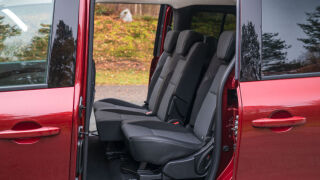 Renault Kangoo E-Tech minivan
