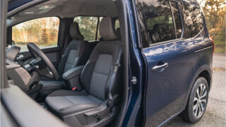 Renault Kangoo E-Tech minivan