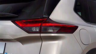 Nissan X-Trail SUV