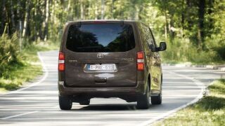 Toyota ProAce Verso minivan