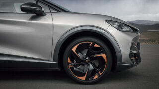Cupra Tavascan maastoauto