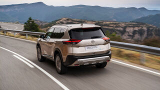 Nissan X-Trail maastoauto