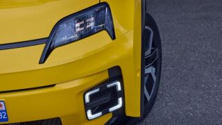 Renault 5 E-Tech hatchback