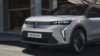 Renault Scenic E-Tech maastur