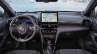 Toyota Yaris Cross luukpära