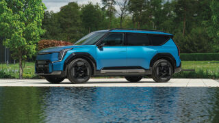 Kia EV9 maastoauto