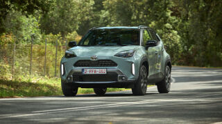 Toyota Yaris Cross luukpära