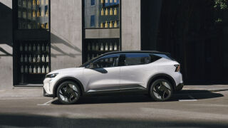 Renault Scenic E-Tech maastur