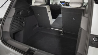Renault Scenic E-Tech maastur