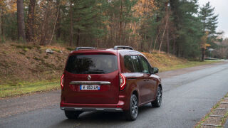 Renault Kangoo E-Tech minivan