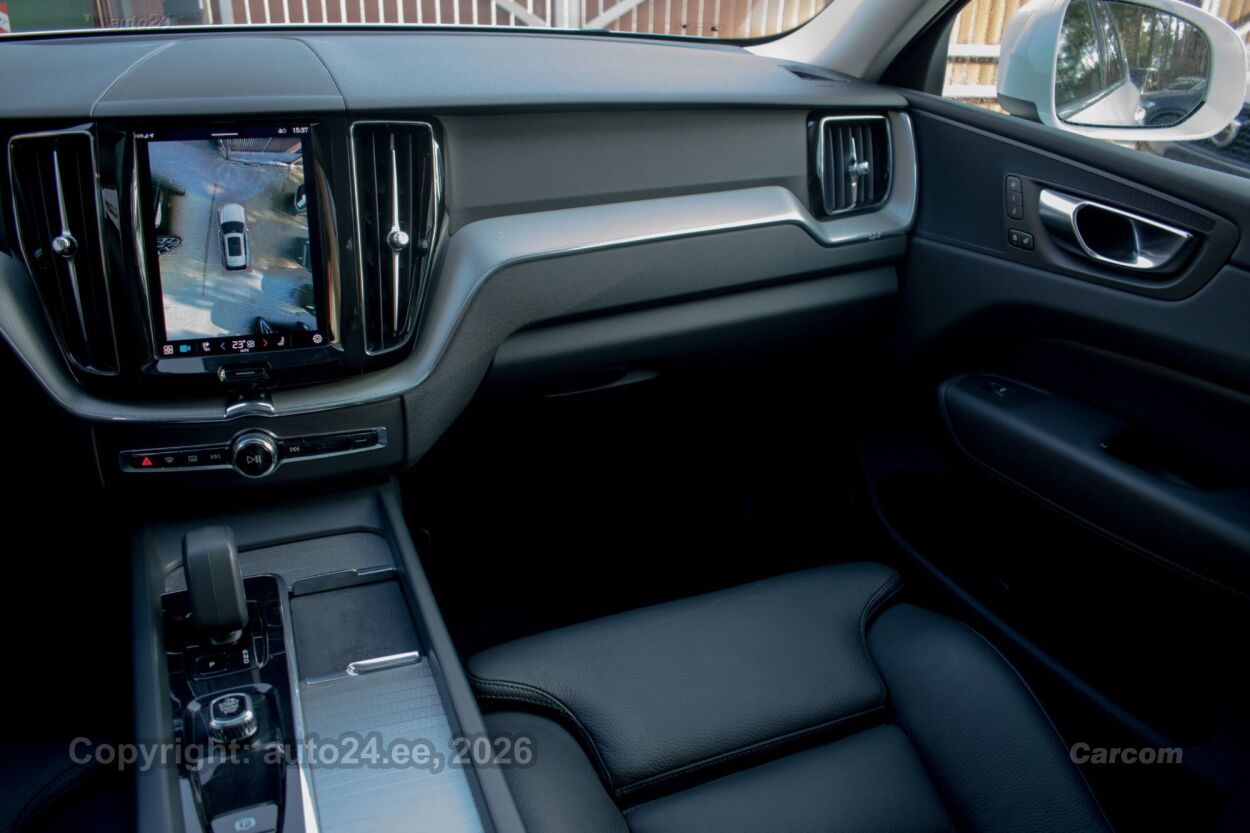 Volvo XC60 AWD Bright T6 Recharge Intelli Safe Sky Wntr 2.0 T6 Recharge Plug-In Pistikhübriid 293 kW