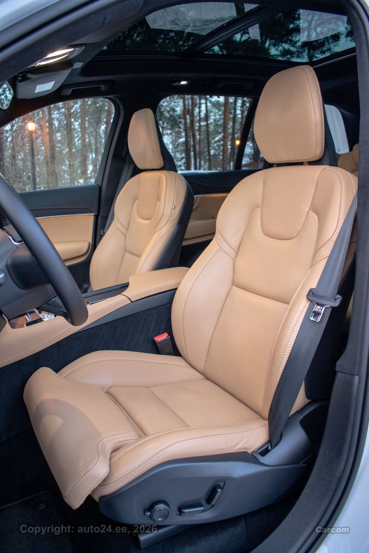 Volvo XC90 7s MY24 Ultimate Bright Xenium Intelli PRO Wn 2.0 B5 KERS MHEV Kerghübriid 183 kW