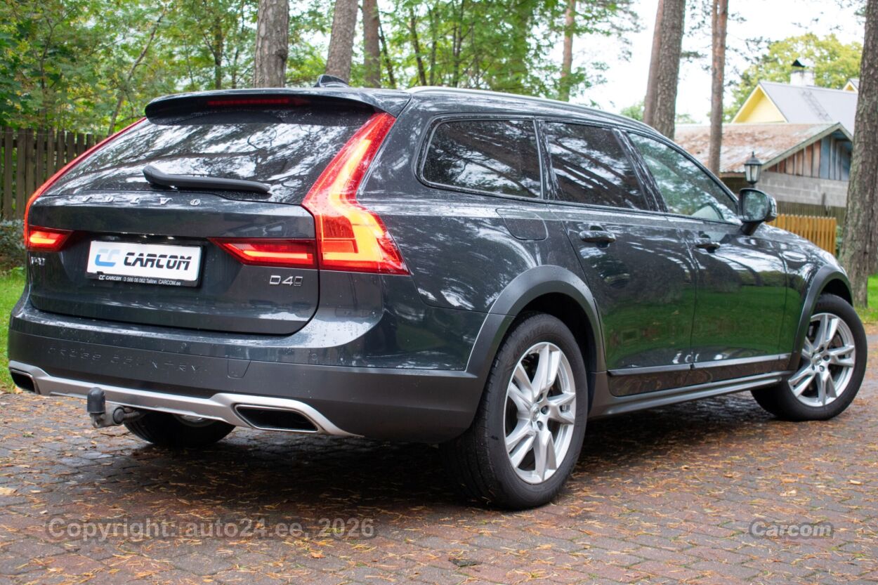 Volvo V90 Cross Country AWD MY2019 Intelli Safe PRO Wntr 2.0 D4 140 kW
