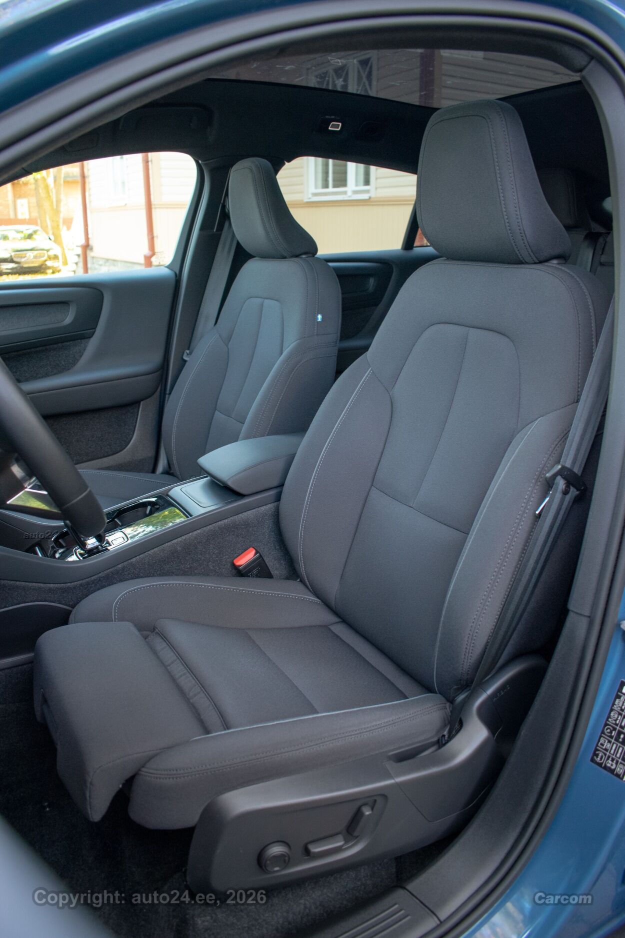 Volvo C40 H&K Ultimate DARK Intelli Safe PRO Wntr P6 Recharge 170 kW