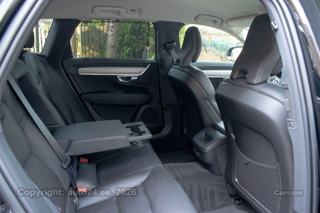 Volvo V90 Cross Country MY2023 PLUS Intelli Safe PRO Wnt 2.0 B4 AWD MHEV Kerghübriid 145 kW