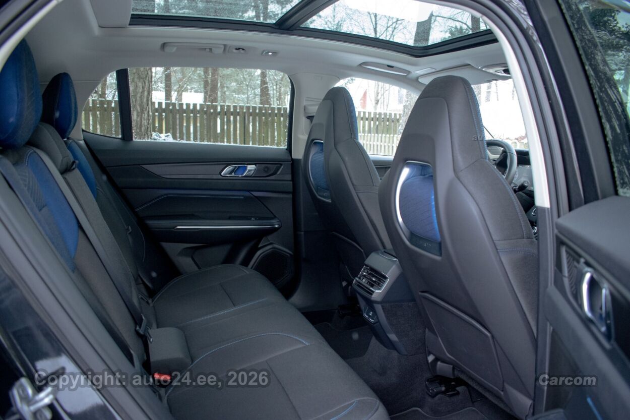 Lynk & Co 01 Recharge MORE Intelli Safe PRO 1.5 PHEV Plug-In Hybrid 192 kW