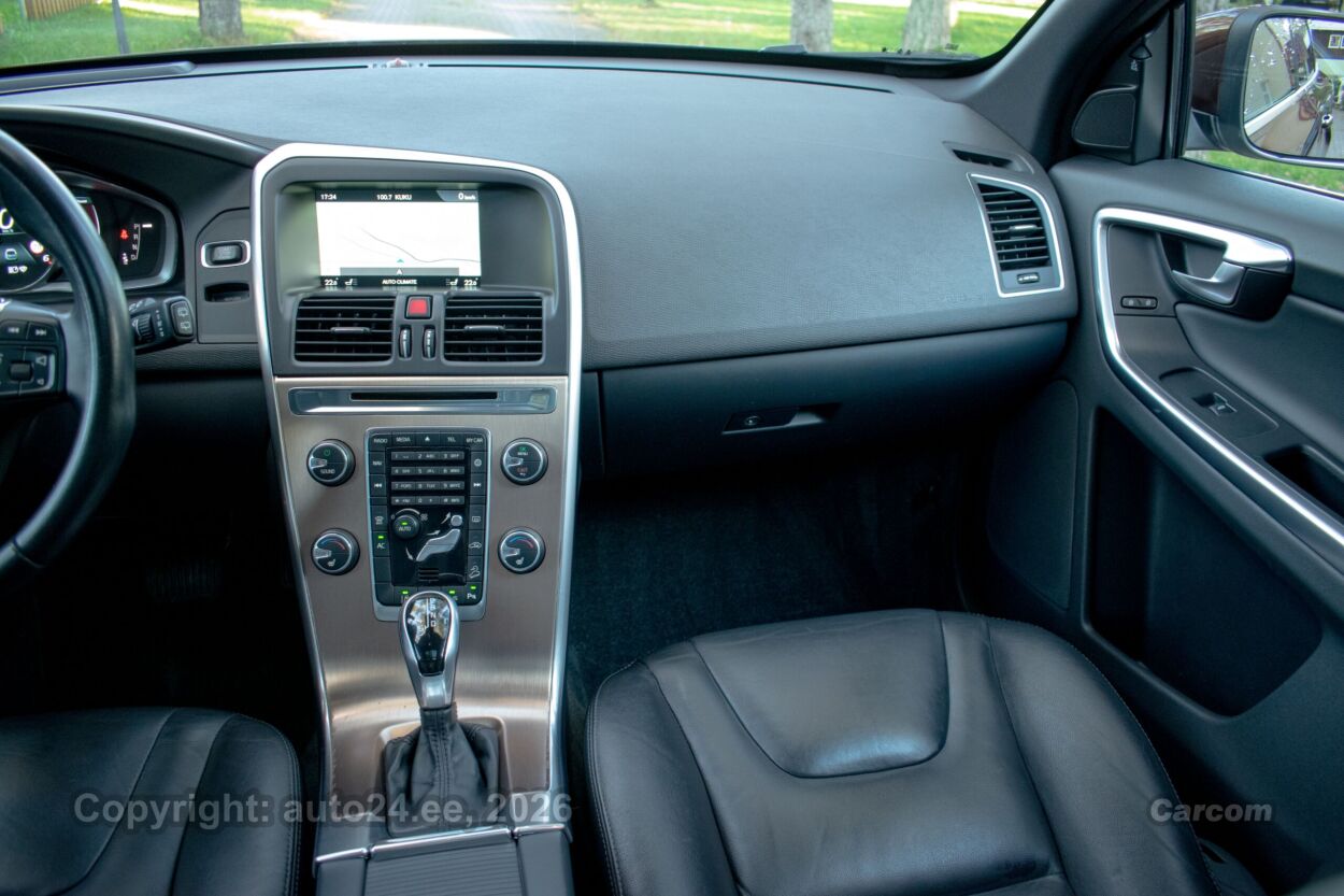 Volvo XC60 AWD Summum Intelli Safe PRO Sky Wntr 2.4 D4 133 kW