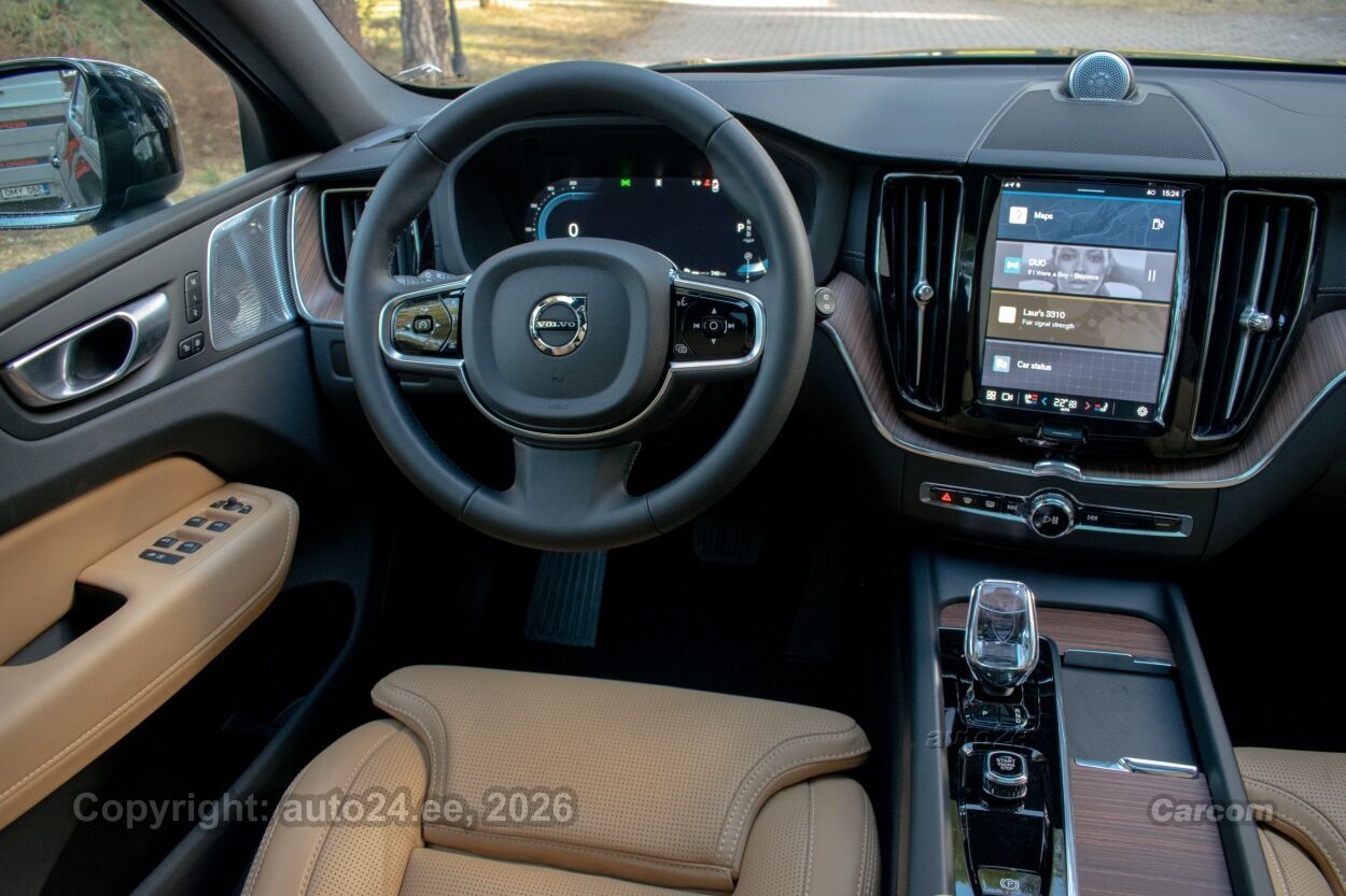 Volvo XC60 AWD B&W Ultimate DARK Intelli PRO Xenium Full 2.0 B4 AWD KERS MHEV Kerghübriid 145 kW