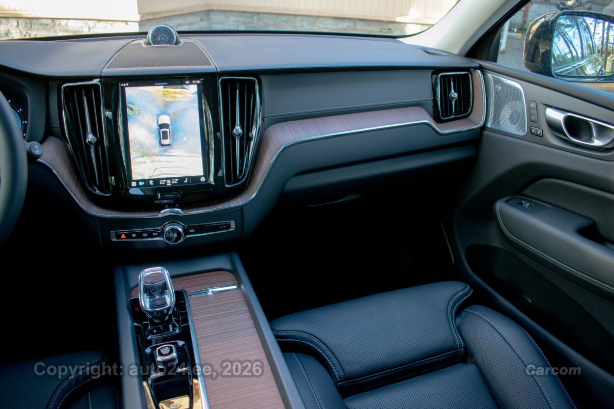 Volvo XC60 Ultimate DARK Xenium Fullopt 2.0 B4 MHEV KERS Kerghübriid 145 kW