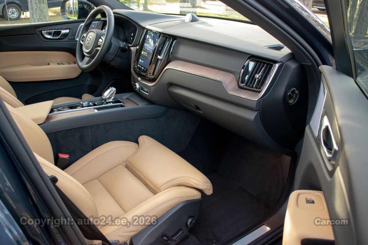 Volvo XC60 AWD Ultimate DARK Intelli PRO Xenium Fullopt 2.0 B4 KERS MHEV Kerghübriid 145 kW