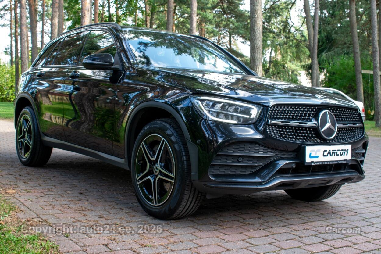 Mercedes-Benz GLC 300 de PHEV AMG Night 4M Wntr 2.0 PHEV Plug In Hybrid 225 kW