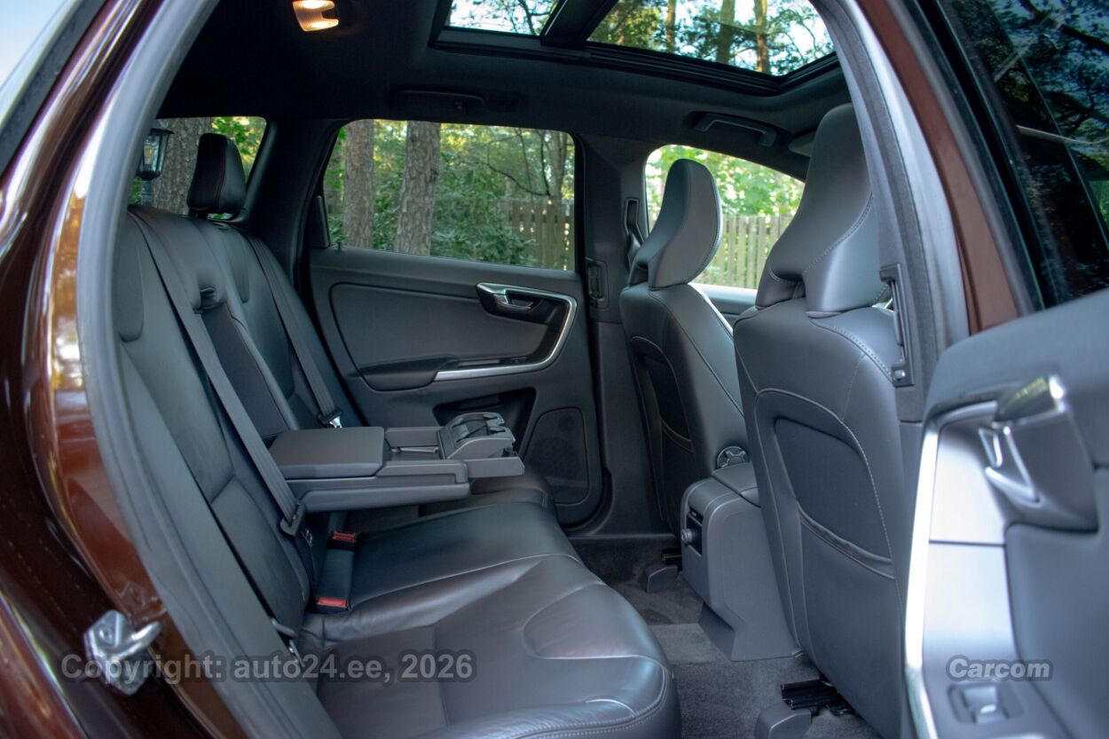 Volvo XC60 AWD Summum Intelli Safe PRO Sky Wntr 2.4 D4 133 kW