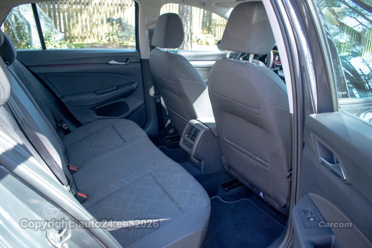 Volkswagen Golf Life IQ Assistance 2.0 TDI 4Cyl 85 kW