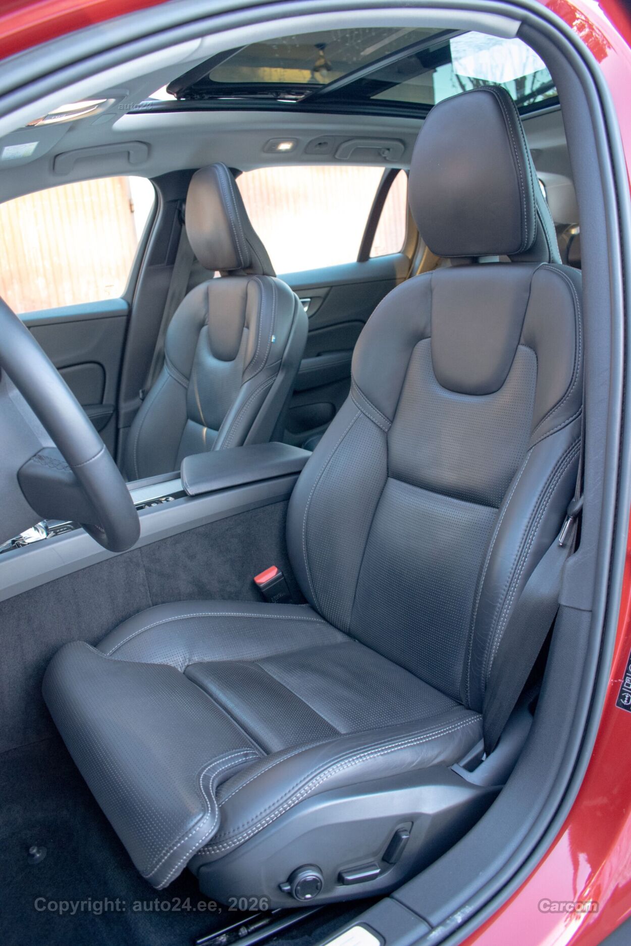 Volvo V60 Cross Country AWD PLUS Bright Intelli Safe PRO 2.0 B4 MHEV Kerghübriid MY2023 145 kW