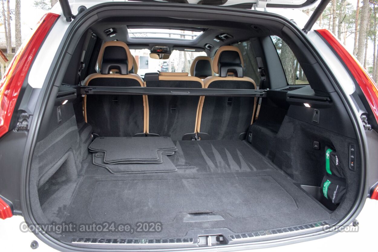 Volvo XC90 Inscription Intelli PRO Xenium Wntr Fullopt 2.0 B5 AWD KERS MHEV Kerghübriid 183 kW