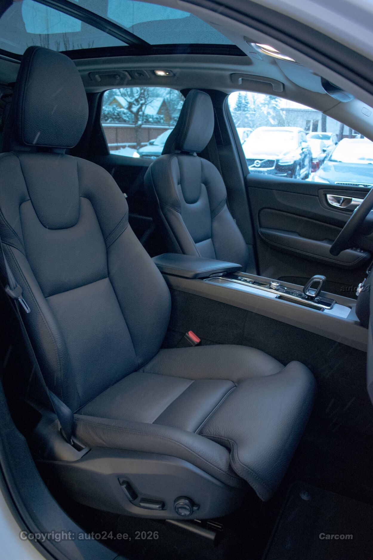 Volvo XC60 AWD Bright T6 Recharge Intelli Safe Sky Wntr 2.0 T6 Recharge Plug-In Pistikhübriid 293 kW