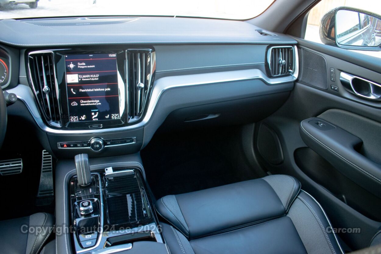 Volvo V60 AWD DARK R-Design Intelli Safe Xenium Wntr 2.0 T6 Recharge Plug-In Long Range 293 kW