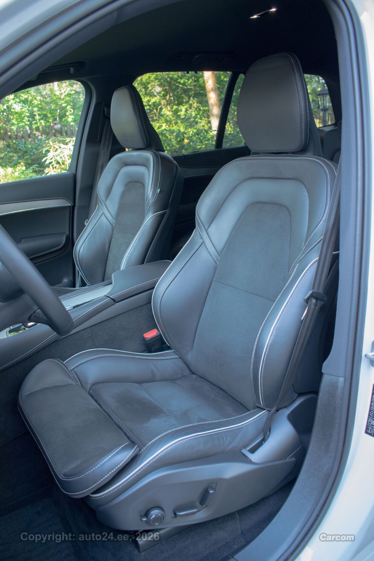 Volvo XC90 7s R-Design Intelli Safe PRO Wntr 2.0 T8 Recharge PHEV Long Range 335 kW