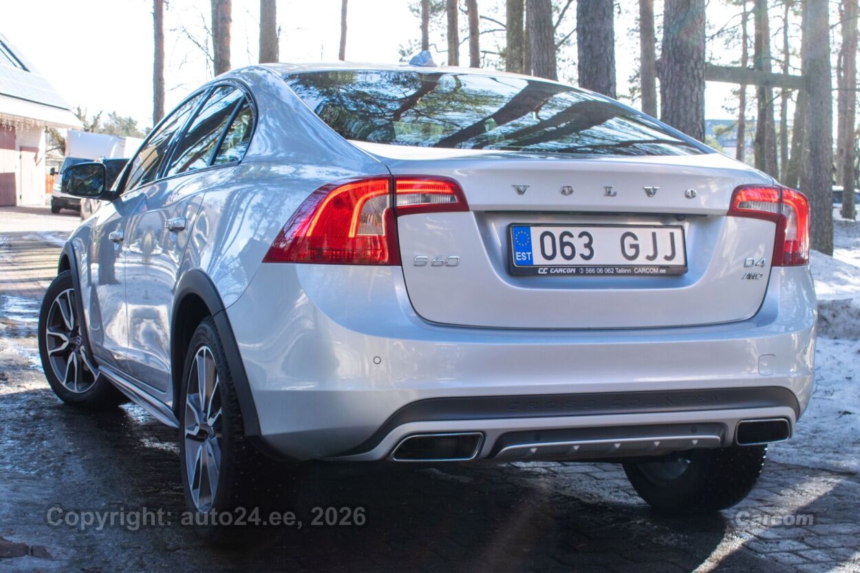 Volvo S60 Cross Country AWD Summum Intelli PRO Xenium Wn 2.4 D4 140 kW