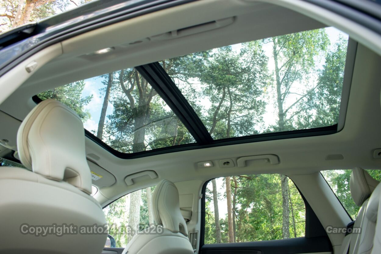Volvo XC60 Long Range PLUS Lux Intelli PRO Wntr 2.0 T6 Recharge Plug-In Long Range 293 kW