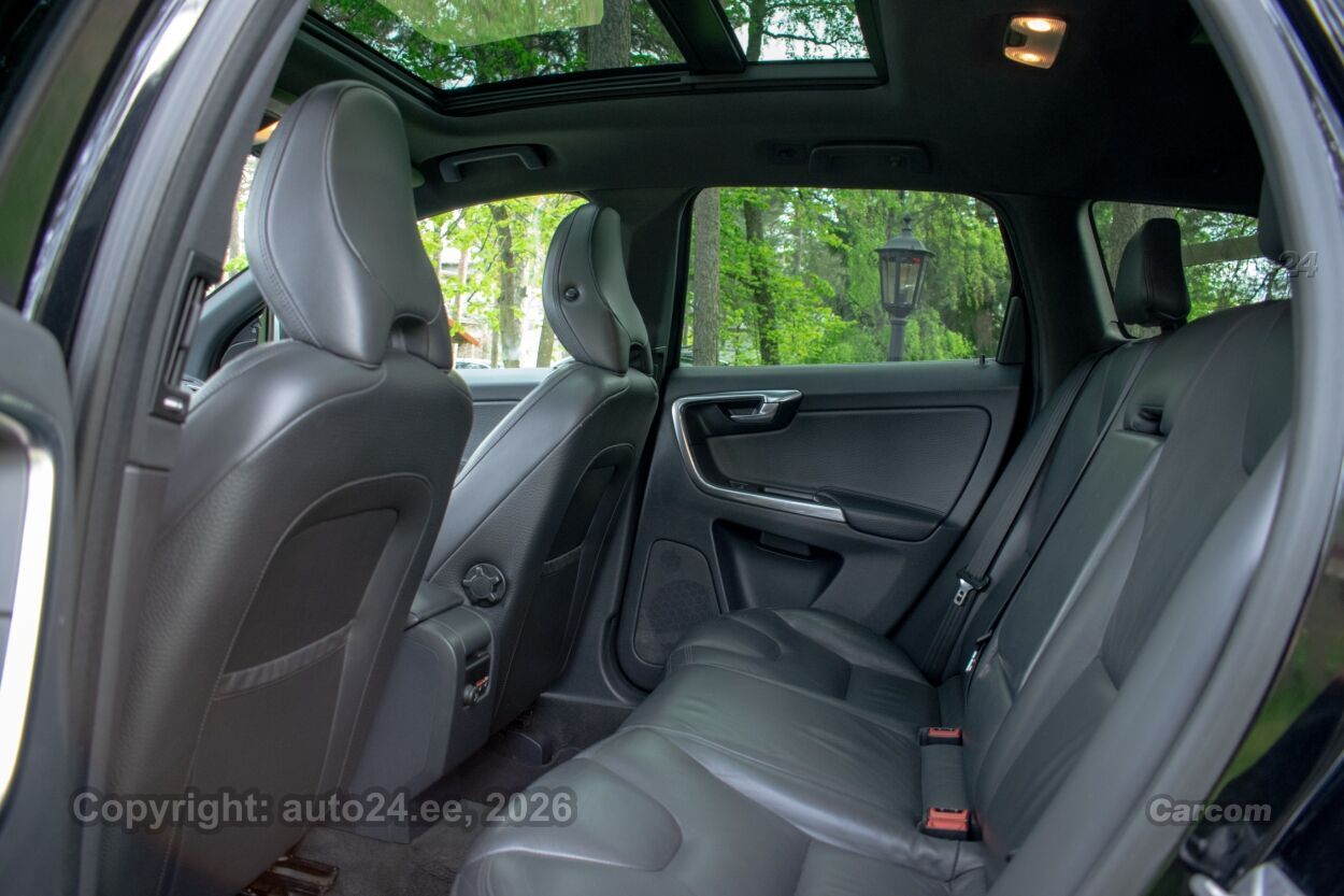 Volvo XC60 SUMMUM Intelli SAFE PRO Sky 2.0 MY2014 120 kW