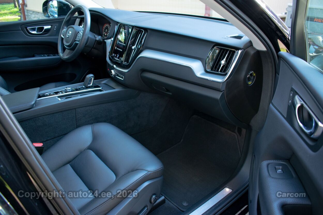 Volvo XC60 AWD e T6 PHEV Intelli Safe PRO SKY Wntr 2.0 T6 Recharge Plug-In Pistikhübriid 251 kW