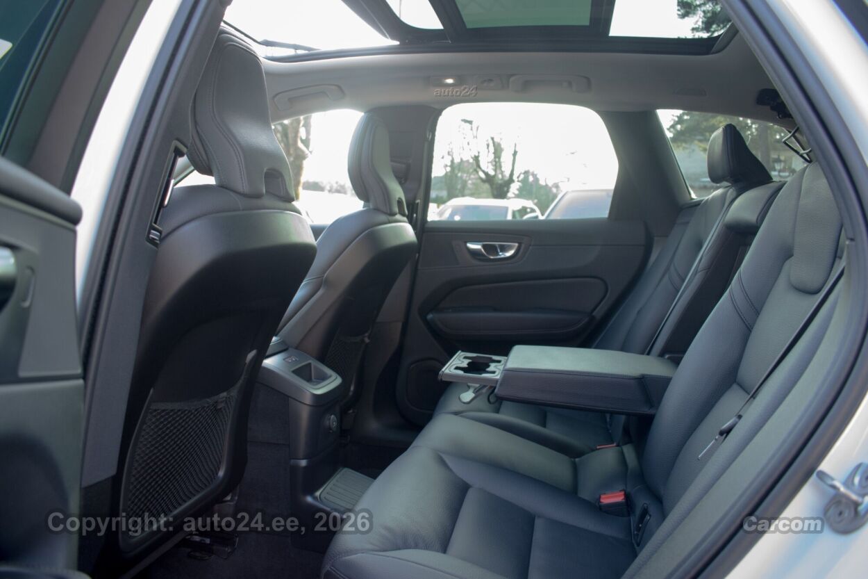 Volvo XC60 AWD Bright T6 Recharge Intelli Safe Sky Wntr 2.0 T6 Recharge Plug-In Pistikhübriid 293 kW