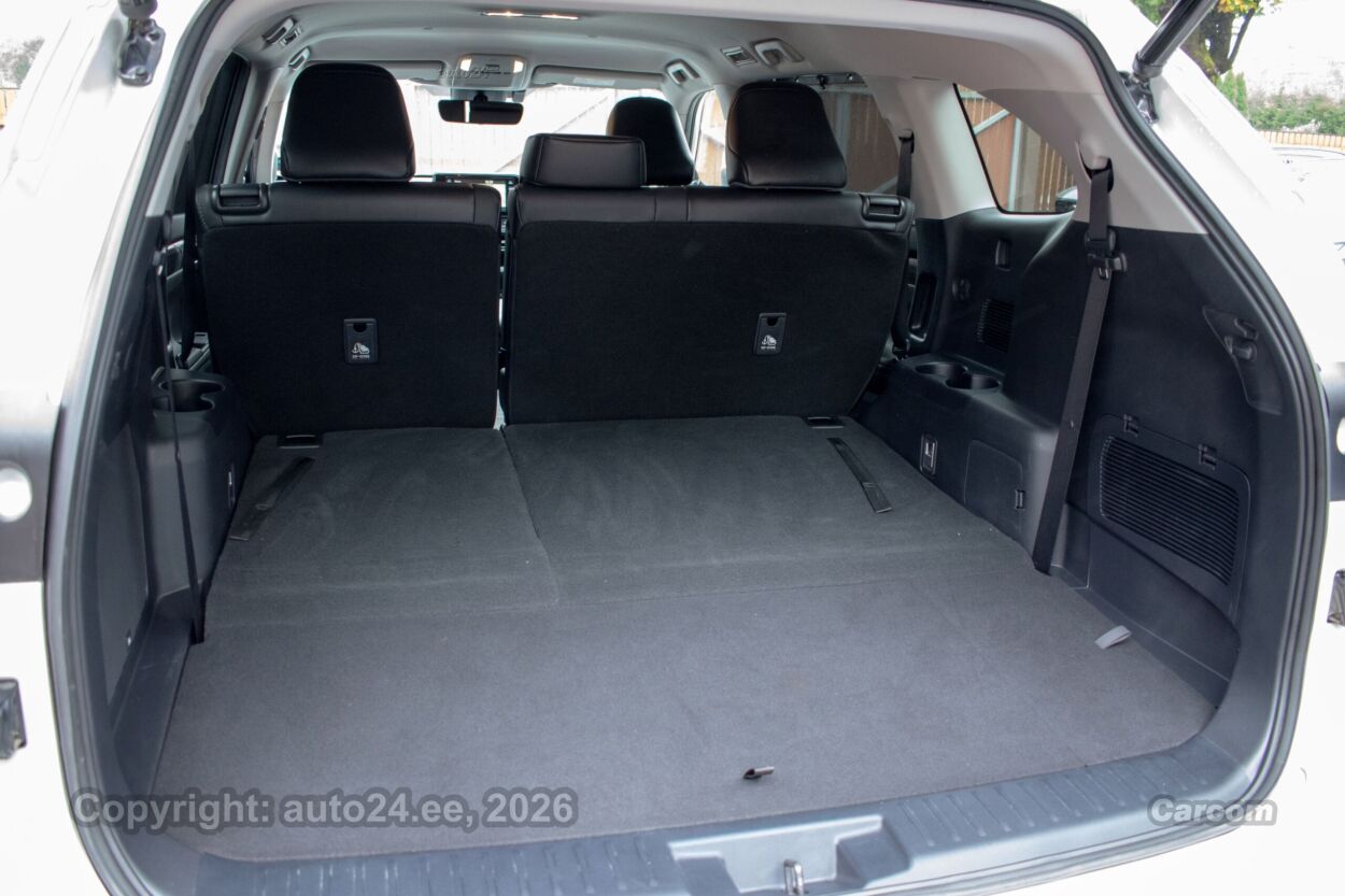 Toyota Highlander 7s Executive Hybrid 2.5 140 kW
